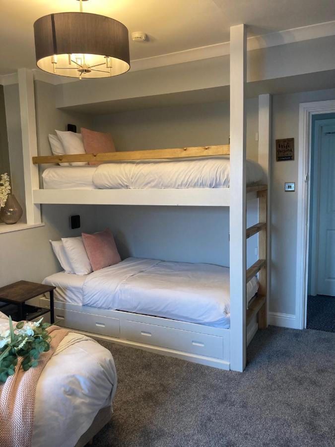 Abbey Court Guest House Карлайл Екстериор снимка
